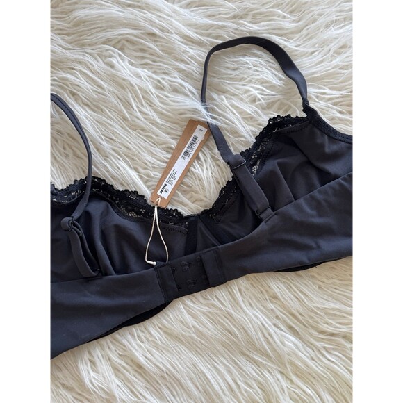 Skims Fits Everybody Lace Demi Underwire Bra Onyx Size 40C - Picture 6 of 7